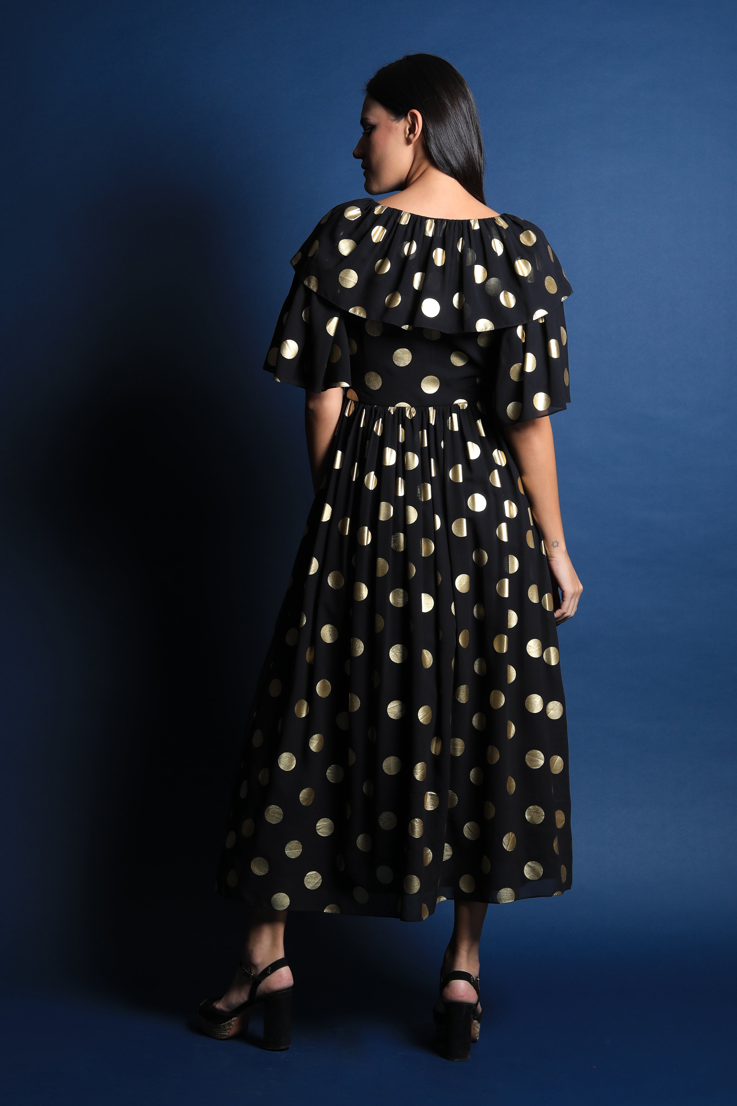 V Neck Midi Dress with Ruffle Detail