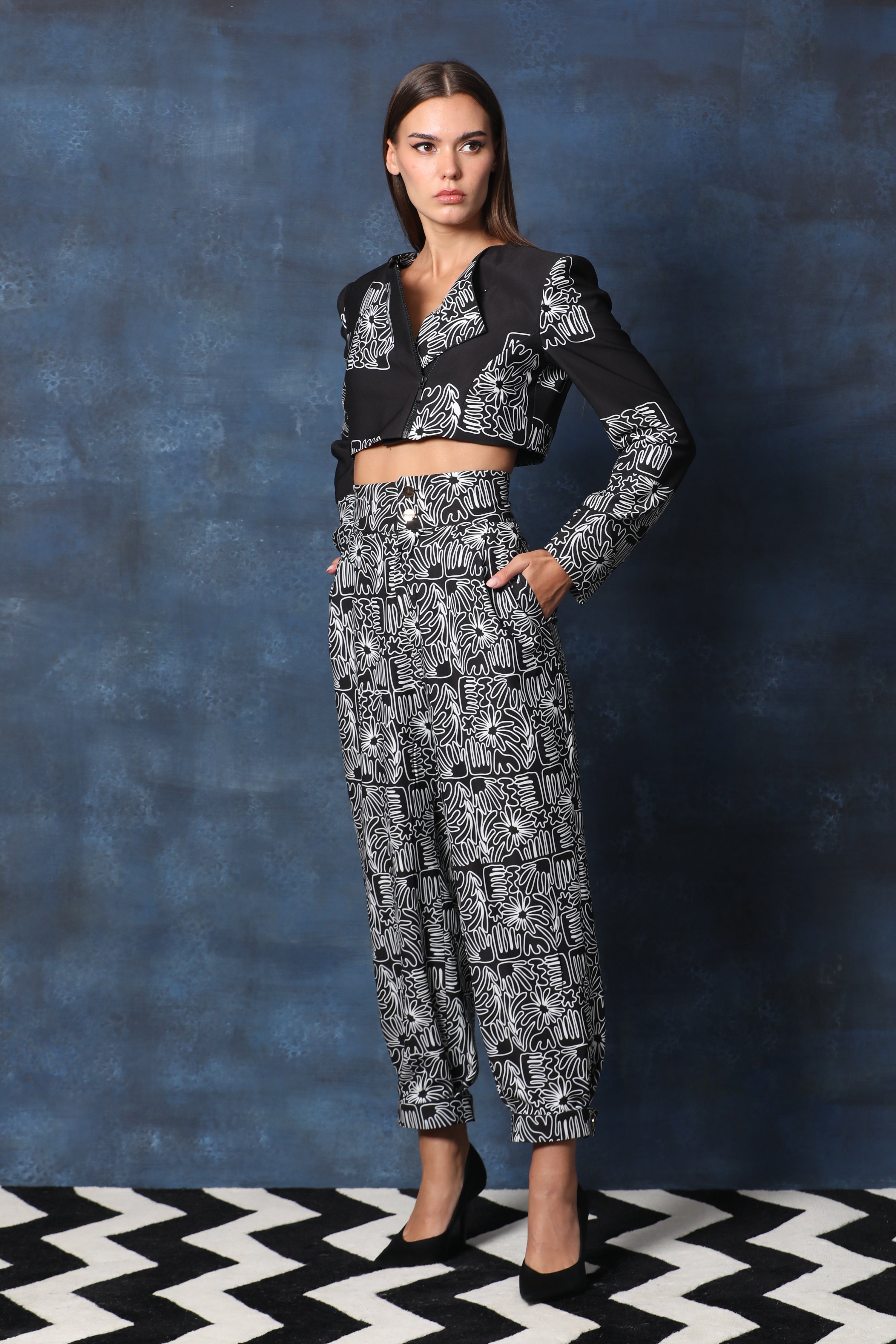 Frame Print Full Sleeves Crop Jacket with Chinos Pants