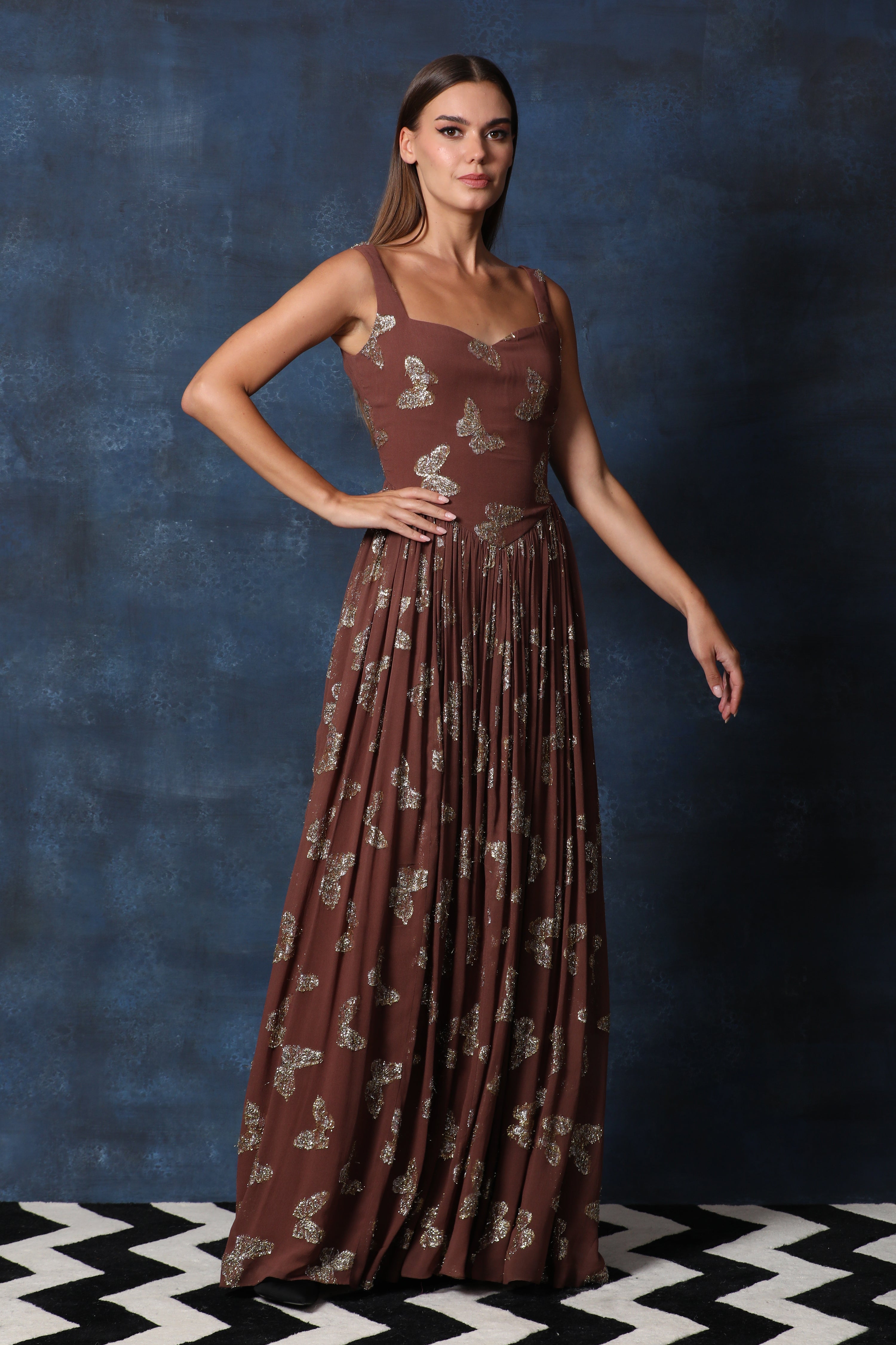 Mud Brown Sweetheart Neck Georgette Lurex Gown