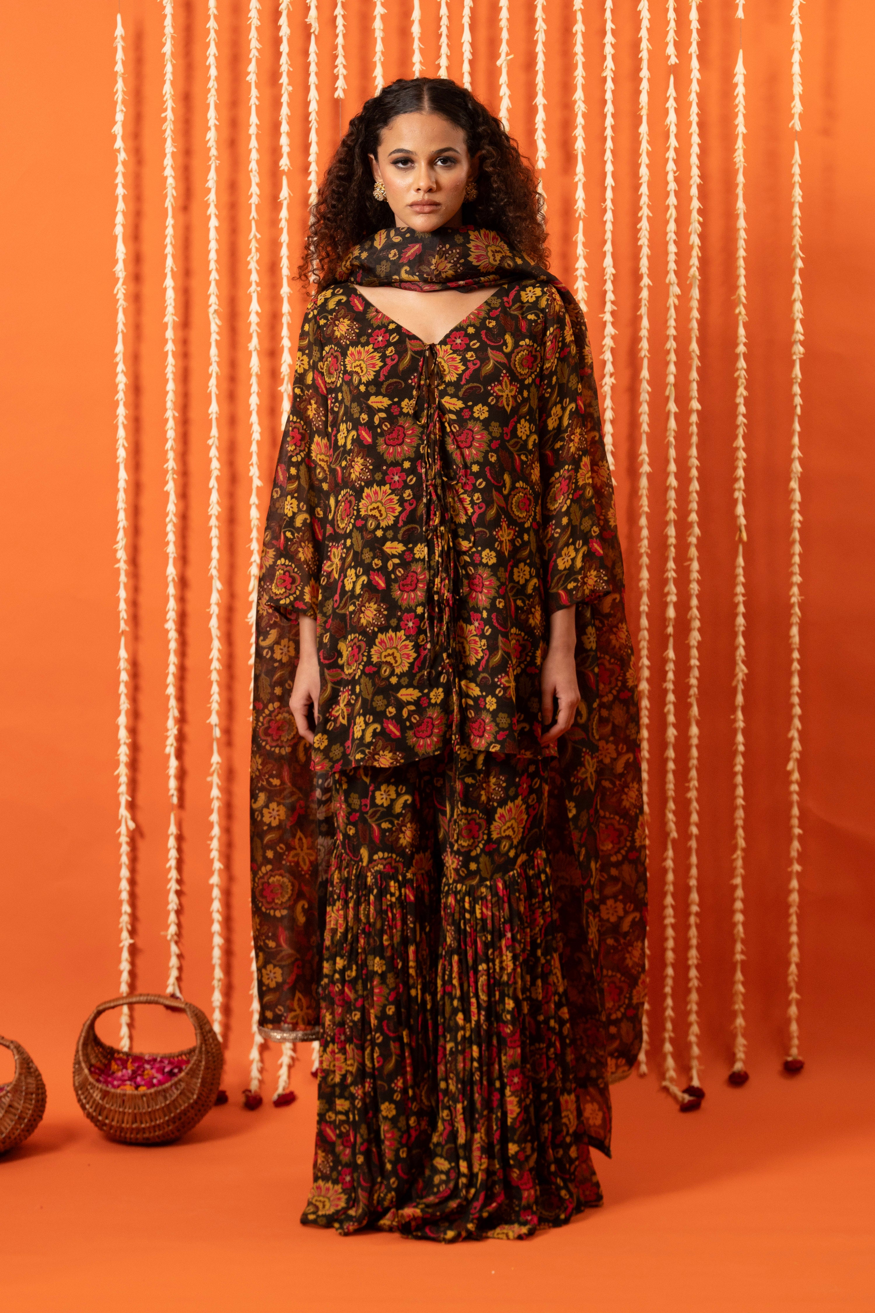 V Neck Tie Up Kurta Set