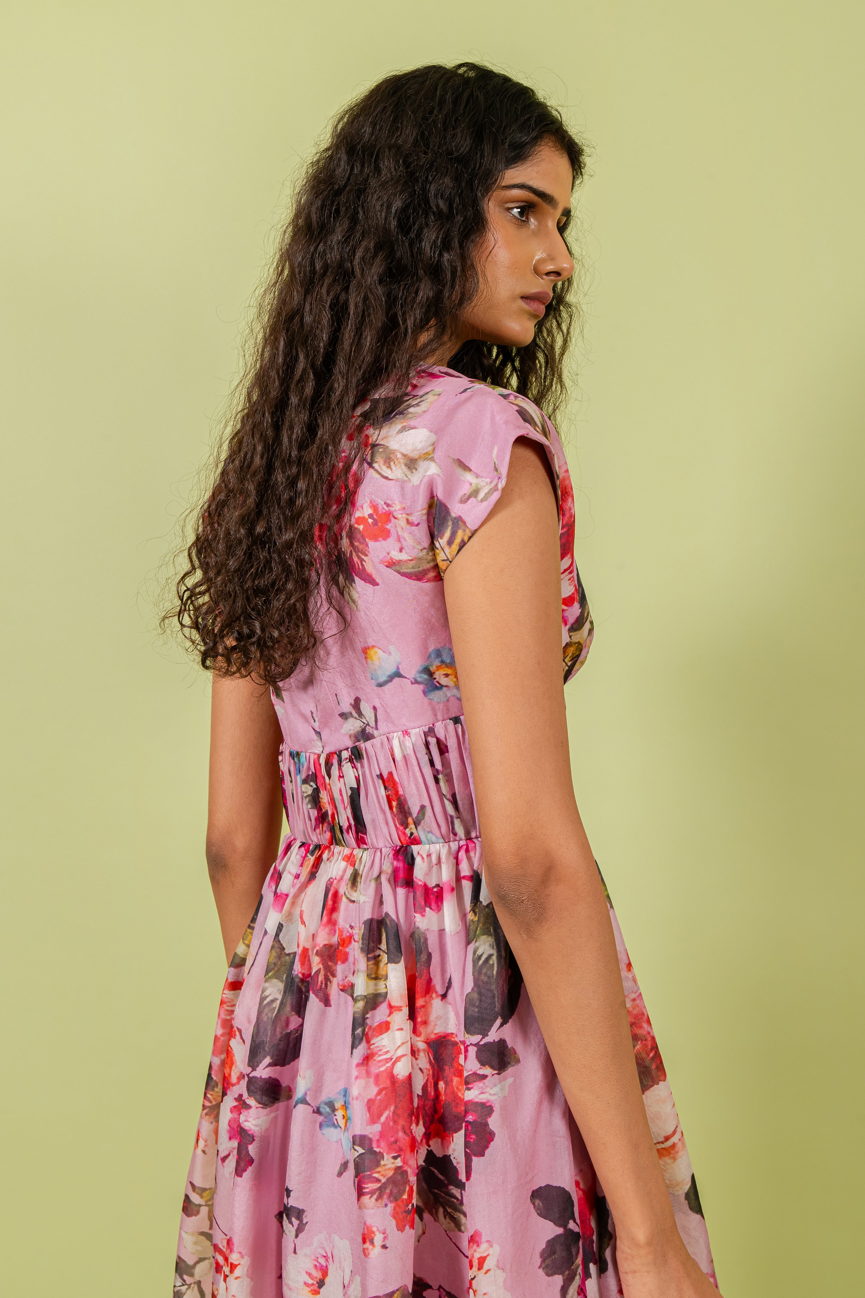 Purple Floral Print Extended Collar Gathered Band Dress
