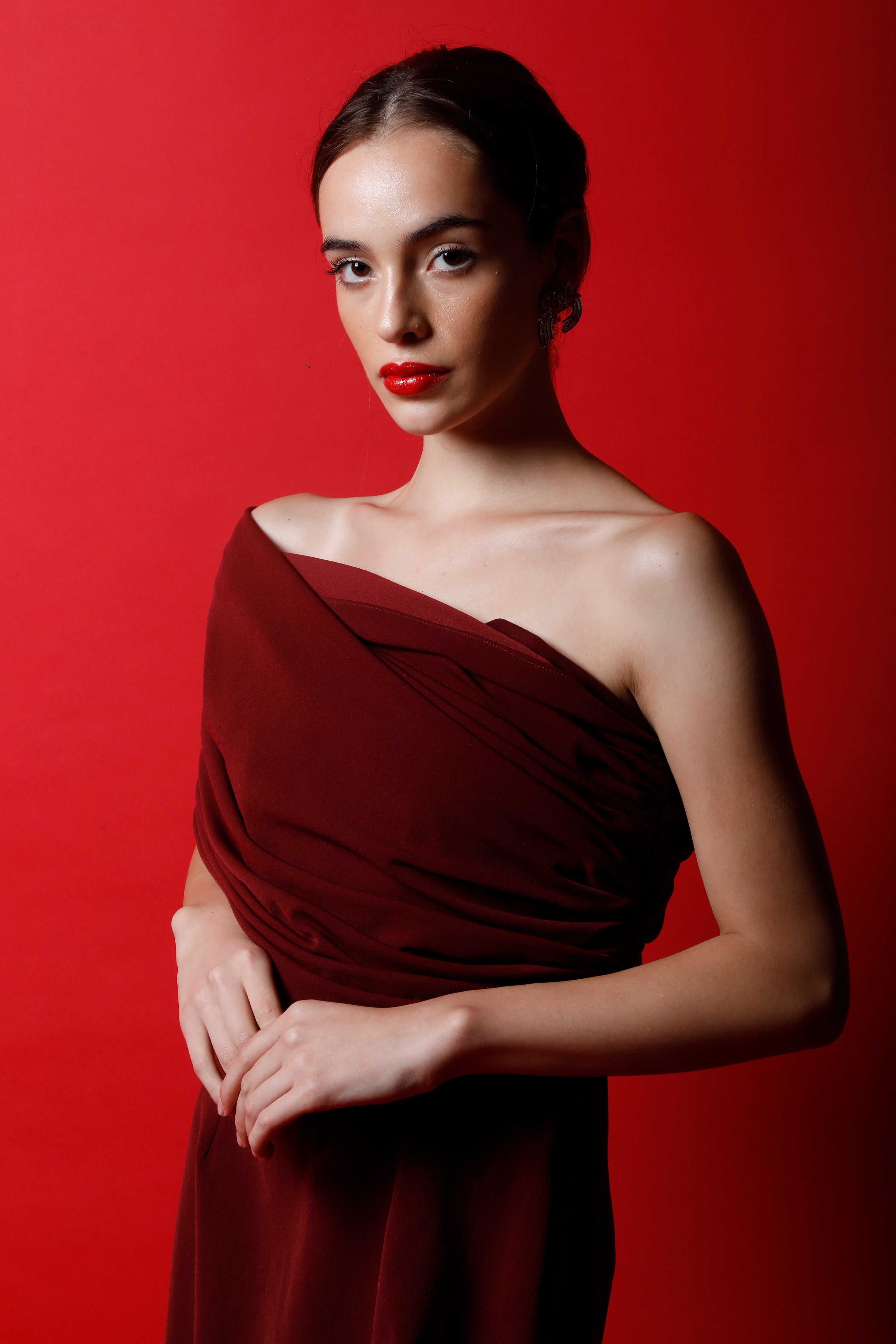 Tube Straight Gown with Extended Drape & Slit