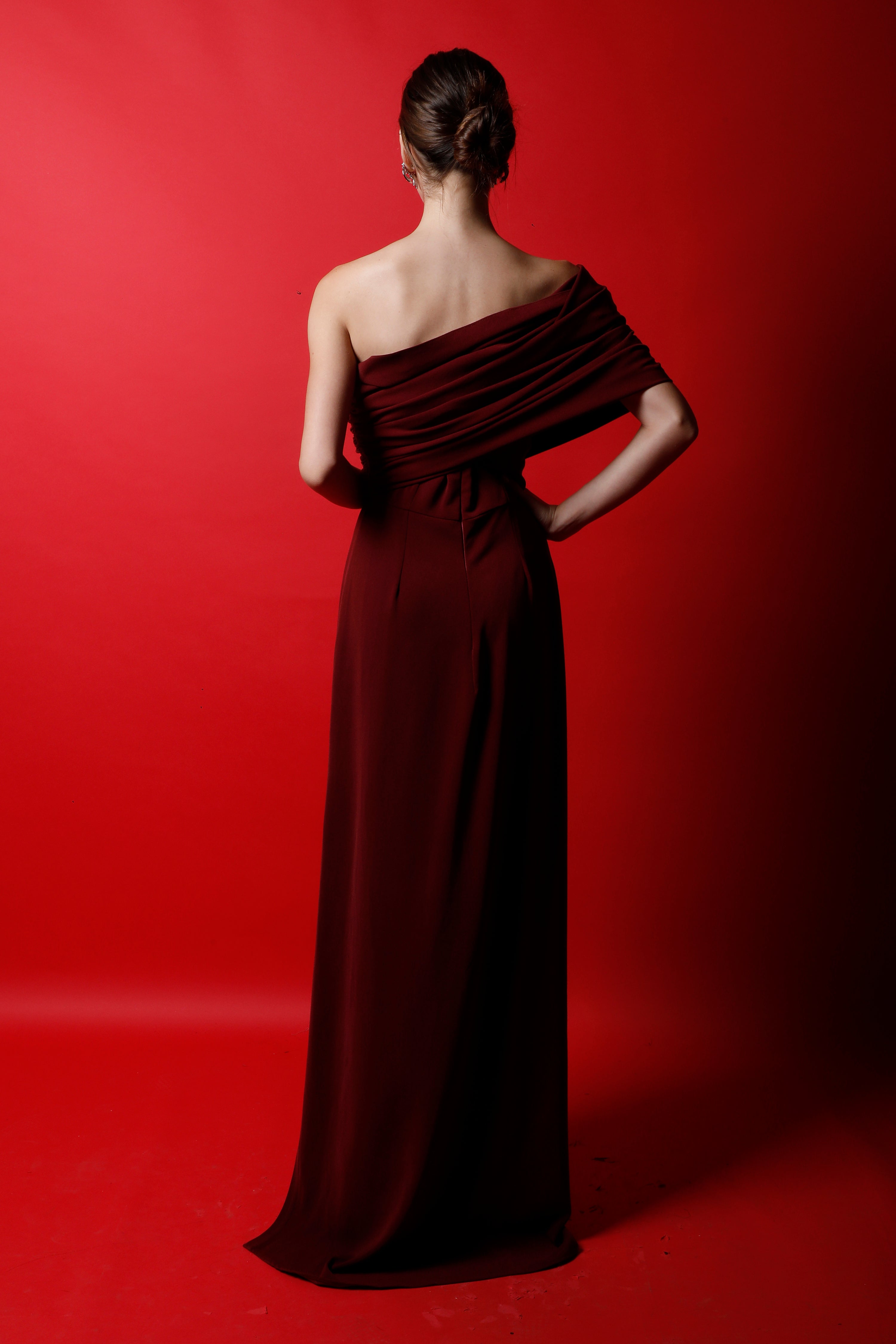 Tube Straight Gown with Extended Drape & Slit