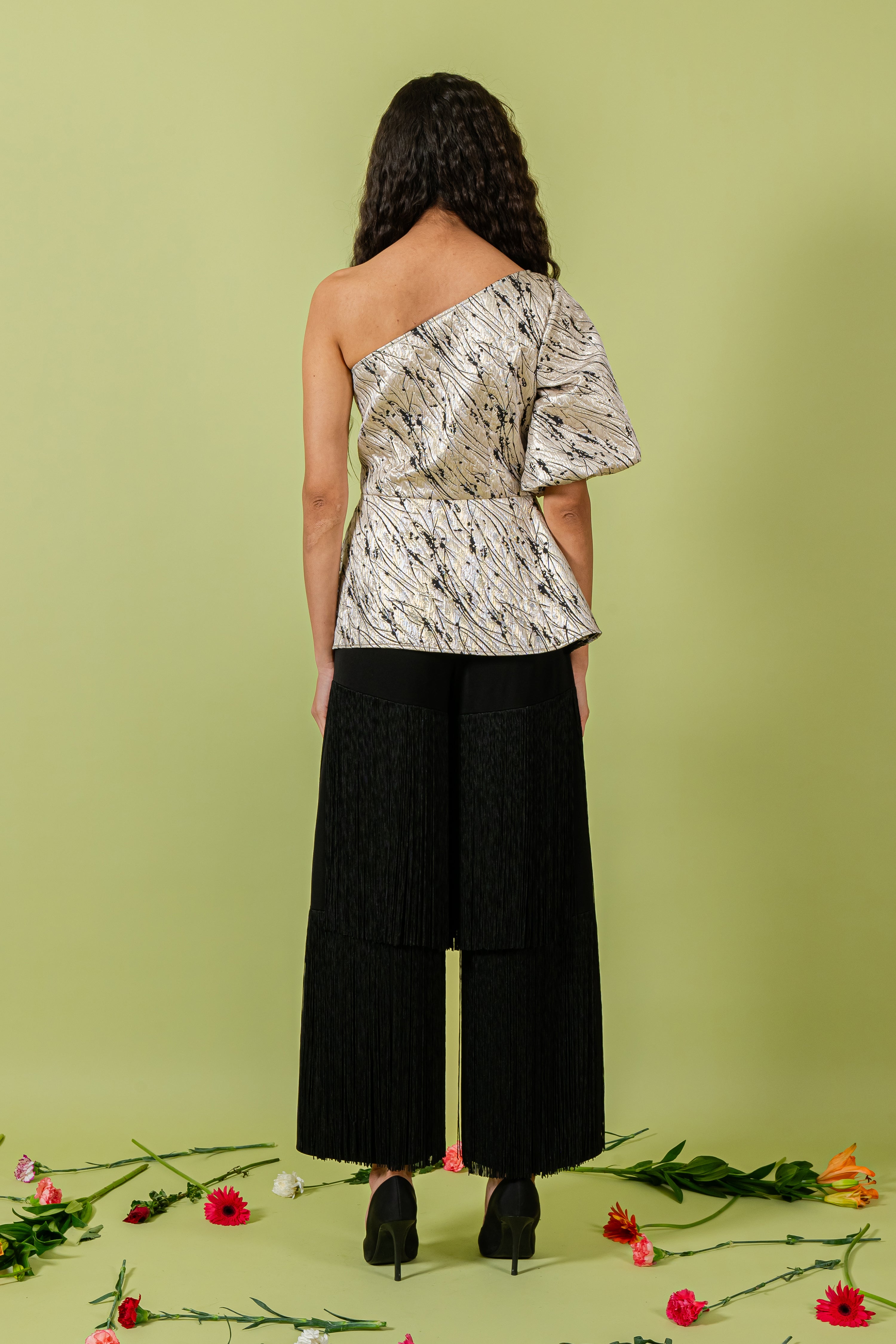 Silver & Black One Shoulder O/l Peplum Top