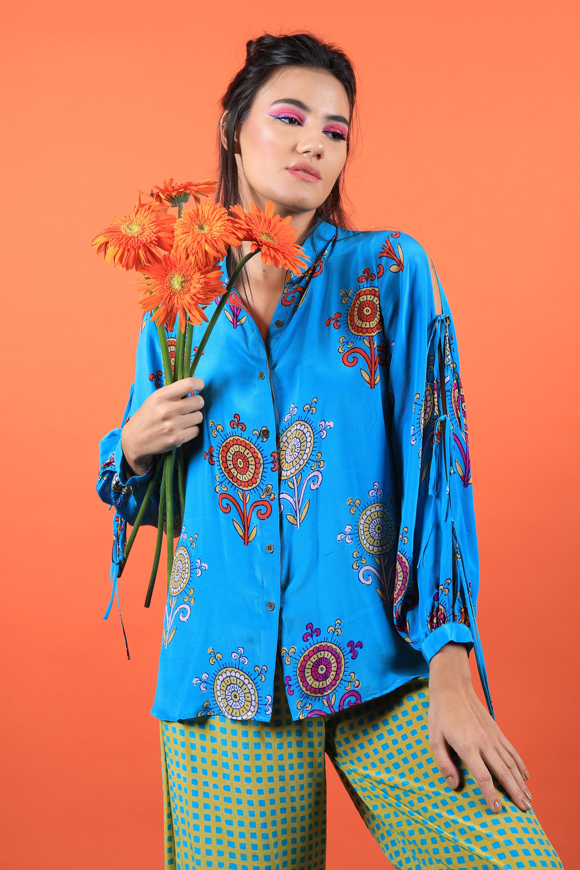 Acqua Floral Motif Shirt And Box Print Wide Legged Pants