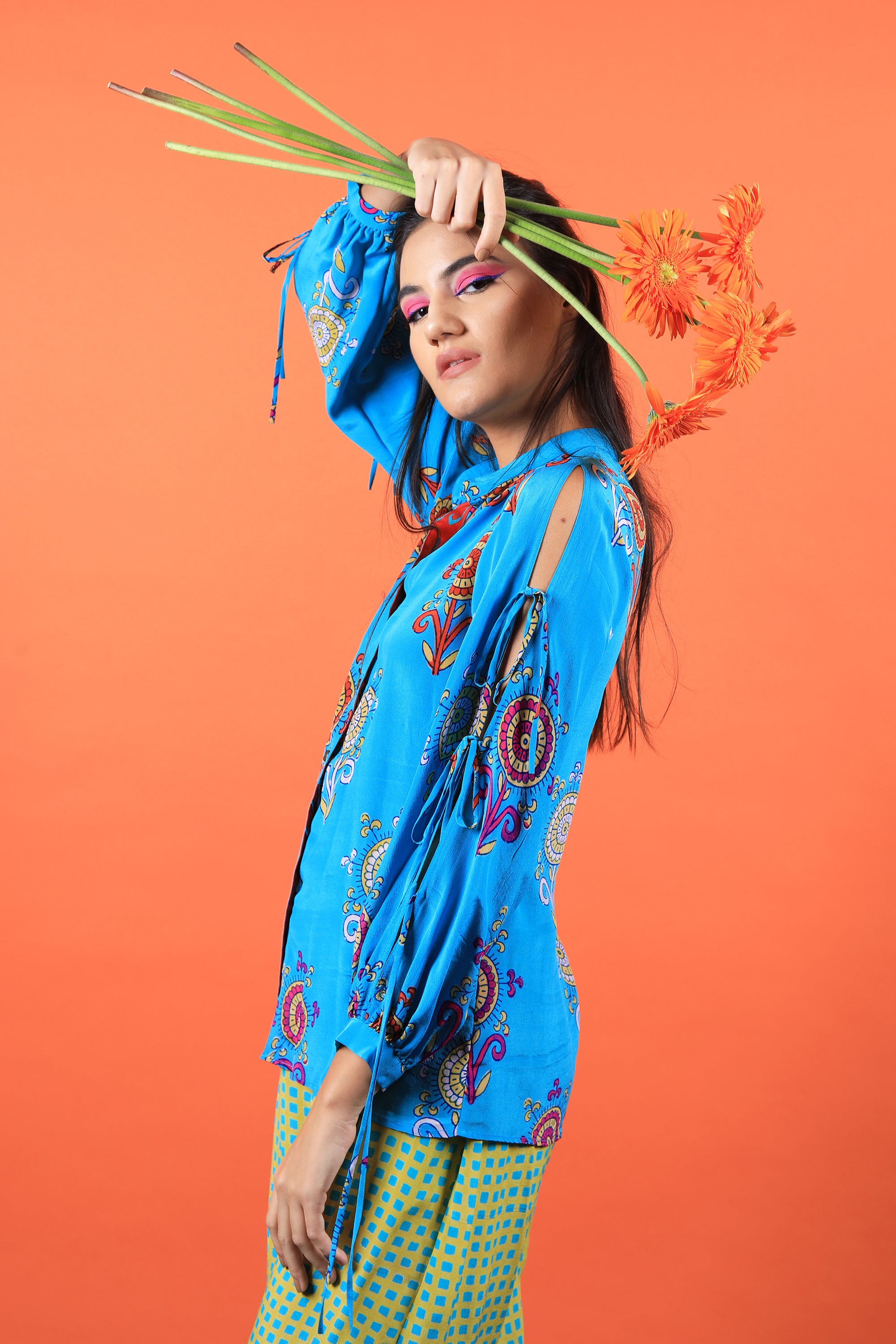 Acqua Floral Motif Shirt And Box Print Wide Legged Pants