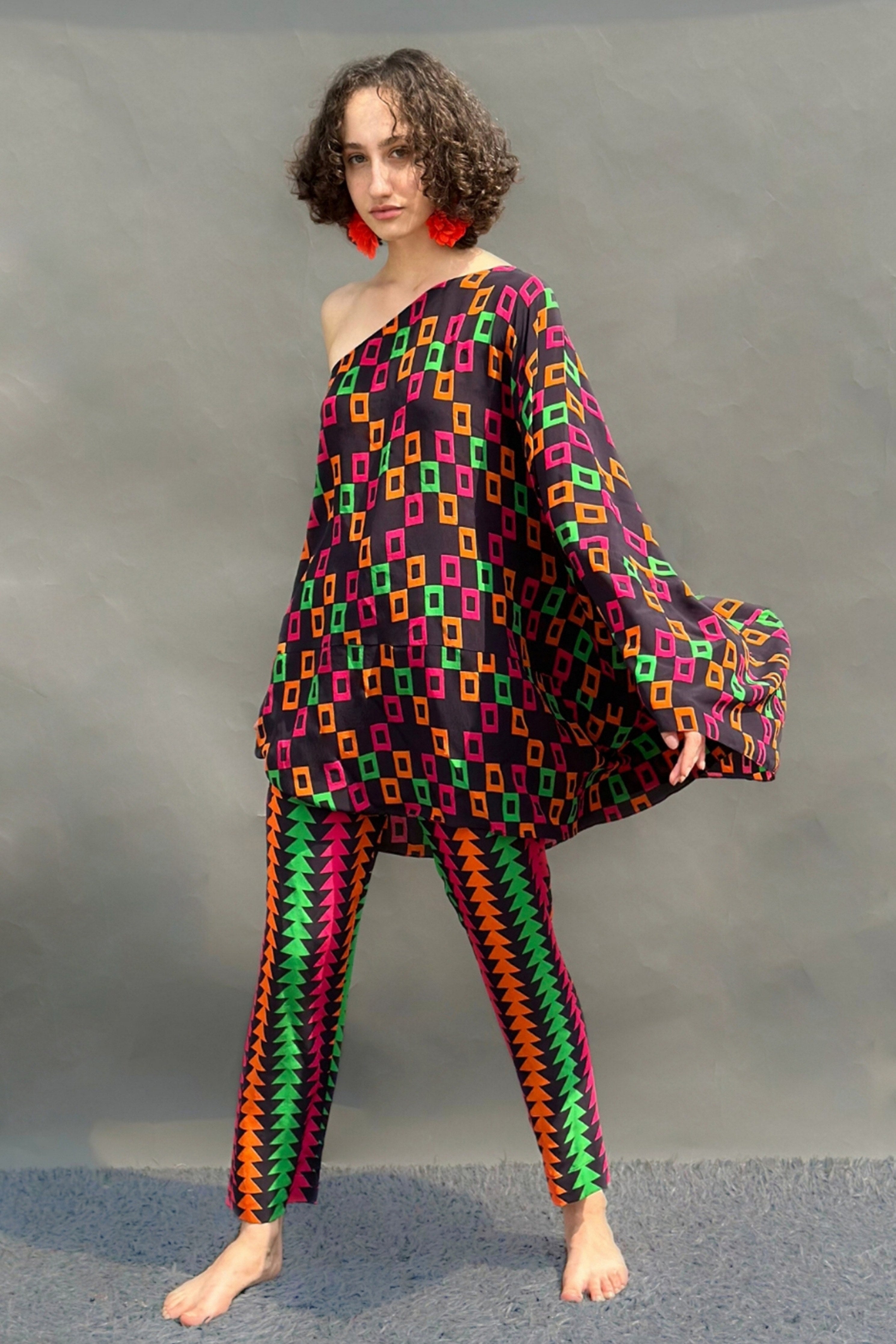 Black Multi Color Geometrical Print One Shoulder Top With Zigzag Stripe Pants